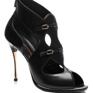 Nicholas Kirkwood Cutout Black Stiletto Gold Buckle Heel Detail Bootie Size 9 EU